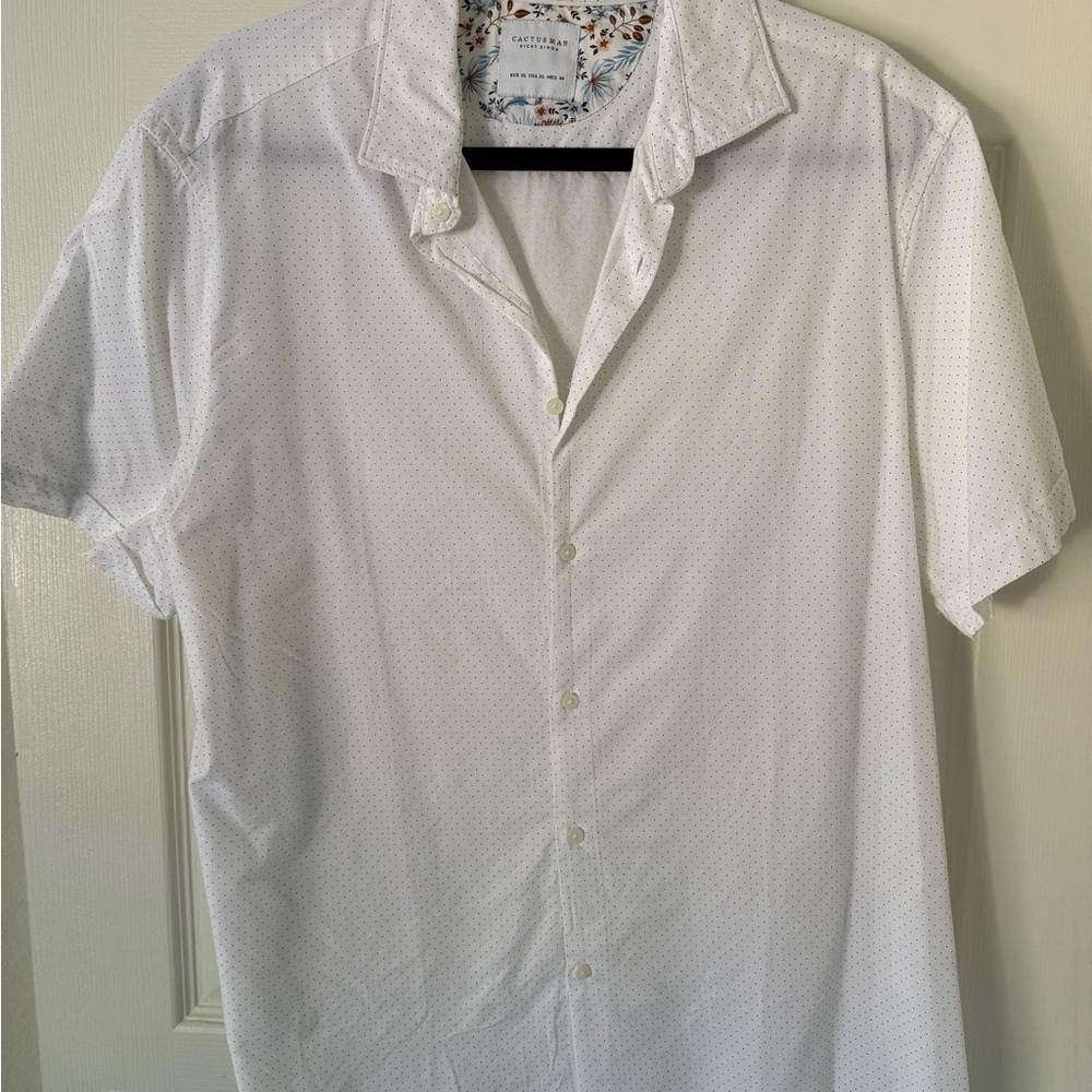 Cactus White Casual Button Down Shirt